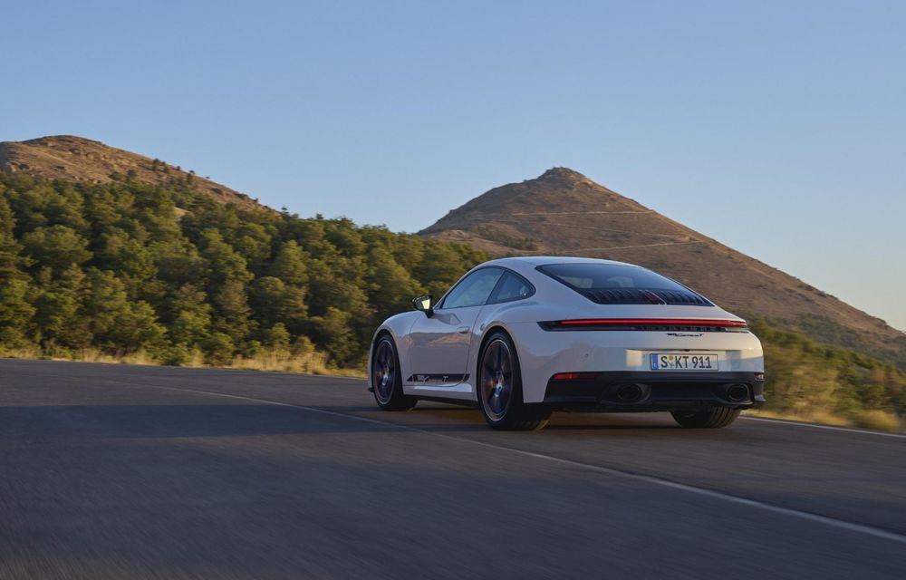 Noul Porsche 911 Carrera T facelift: exclusiv cu o cutie manuală - Poza 7