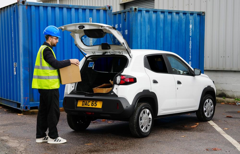 Noua Dacia Spring Cargo facelift: variantă de transport marfă cu autonomie de 300 km - Poza 11