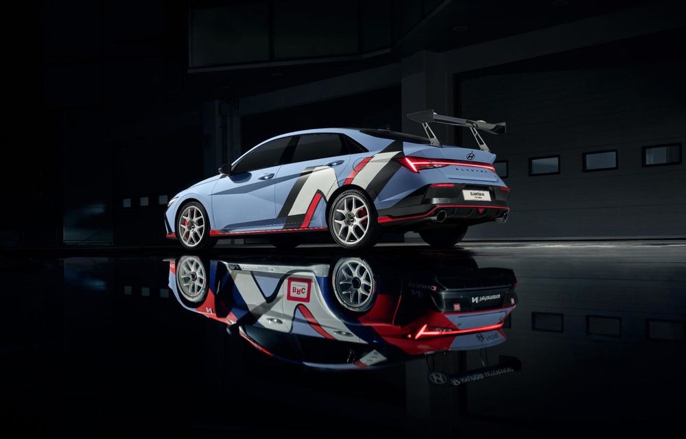 Noul Hyundai Elantra N TCR Edition: versiune inspirată de cursele de turisme - Poza 1