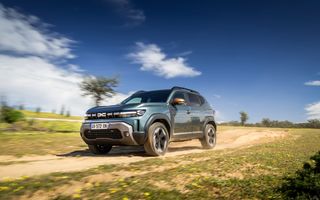 Noua Dacia Duster, desemnată Mașina Anului 2025 în Polonia