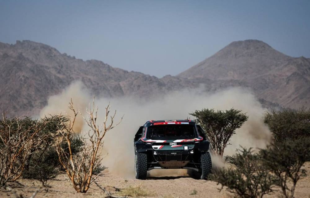 Dakar 2025: Piloții Dacia joacă tactic în prima probă. Mani Gyenes, victorie la clasa Original by Motul - Poza 1