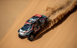 Dakar 2025: Dacia urcă pe locul 2 în prima parte a probei de 48 de ore. Probleme tehnice pentru Loeb