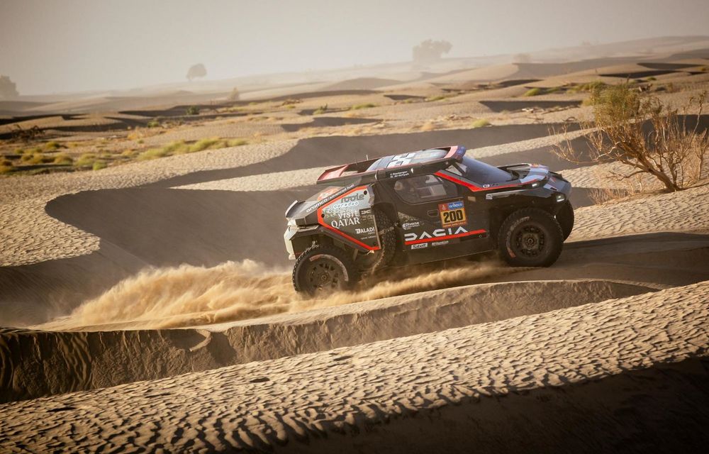 Dakar 2025: Dacia, pe podium la finalul probei de 48 de ore. Loeb intră în top 10 - Poza 1