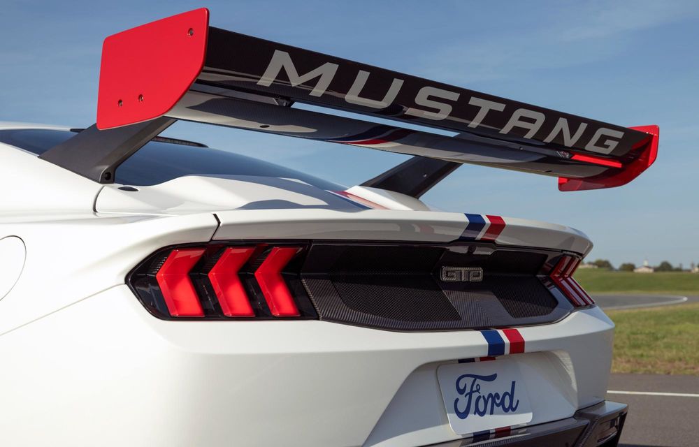 Noul Ford Mustang GTD Spirit of America: pachet vizual în culorile steagului SUA - Poza 17