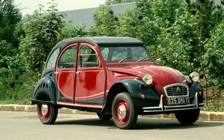 Citroen 2CV ar putea renaște ca model electric de oraș