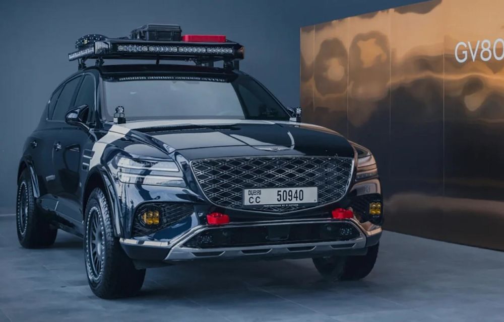 Genesis GV80 Desert Edition: omagiu pentru Jacky Ickx la împlinirea a 80 de ani - Poza 2