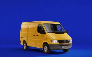 Mercedes-Benz Sprinter împlinește 30 de ani: ediție specială aniversară