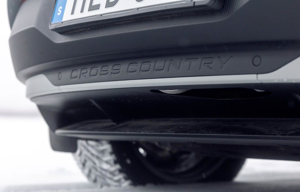 Noul Volvo EX30 Cross Country este aici: gardă la sol mai mare și 427 km autonomie - Poza 33