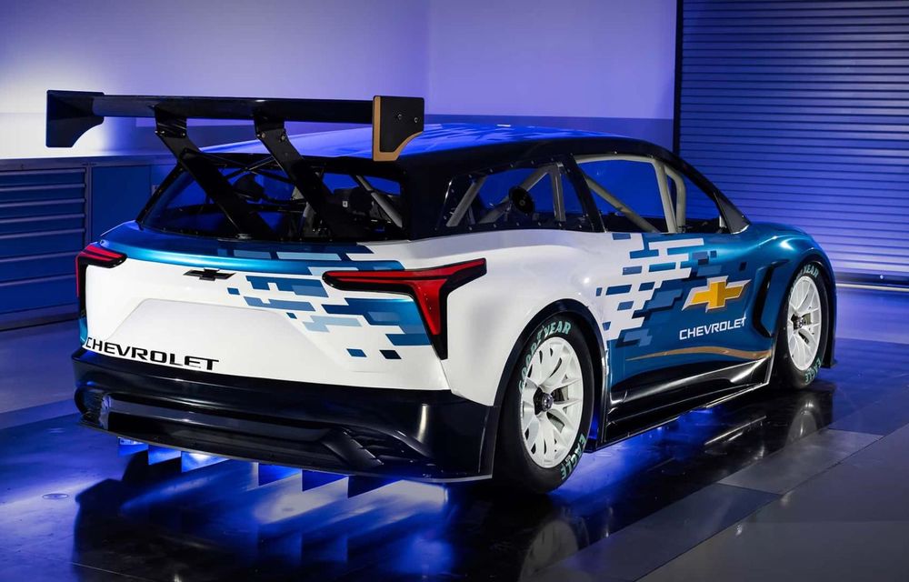 Chevrolet prezintă un prototip electric pentru NASCAR de 1300 CP - Poza 3