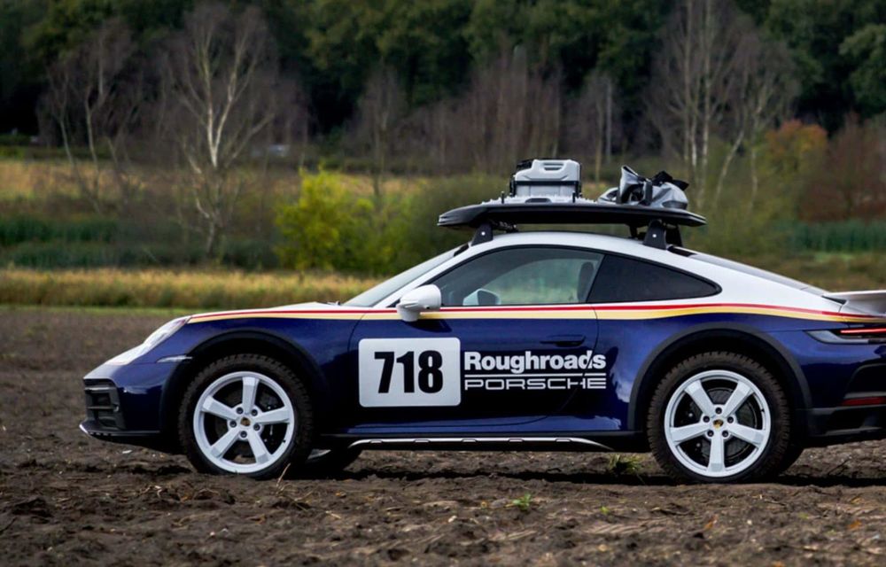 Volkswagen ID.Buzz, omagiu adus lui Porsche 911 Dakar - Poza 7