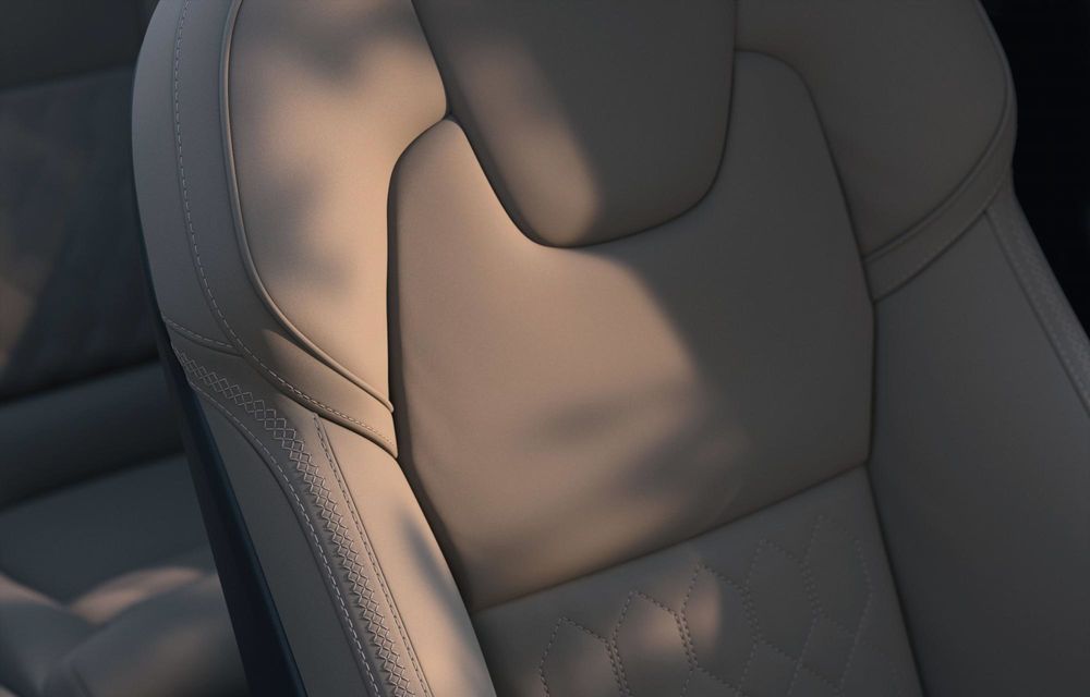 Noul Volvo XC60 facelift: sistem multimedia mai rapid și materiale noi la interior - Poza 24