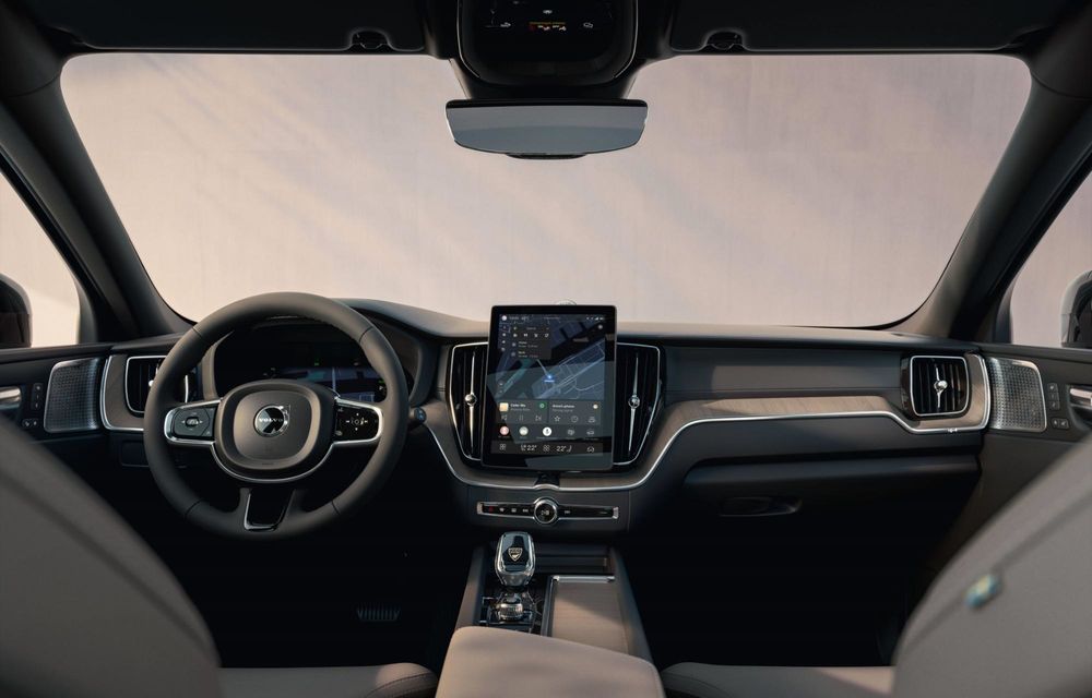 Noul Volvo XC60 facelift: sistem multimedia mai rapid și materiale noi la interior - Poza 21