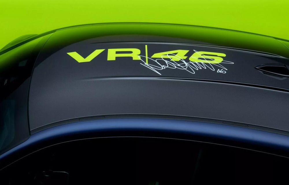 BMW M4 CS Edition VR46: ediție limitată tribut pentru Valentino Rossi - Poza 4