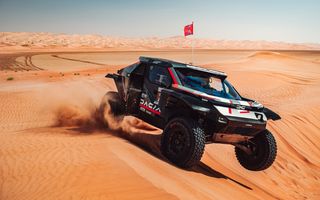 Dacia la Abu Dhabi Desert Challenge: Sebastien Loeb câștigă a doua probă și devine lider al raliului