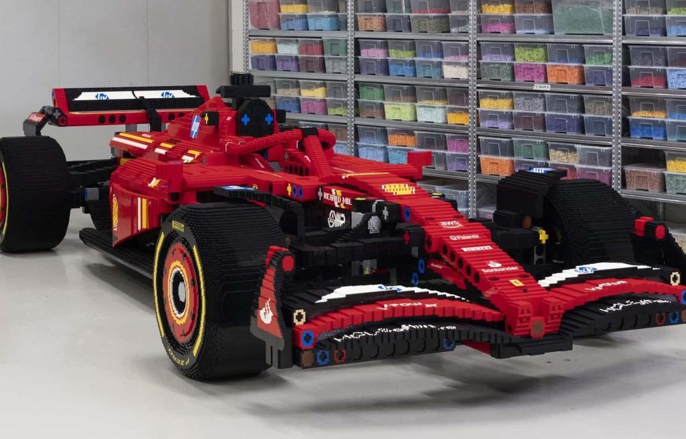 Lego a construit o replică la scară naturală a monopostului Ferrari de F1 - Poza 1