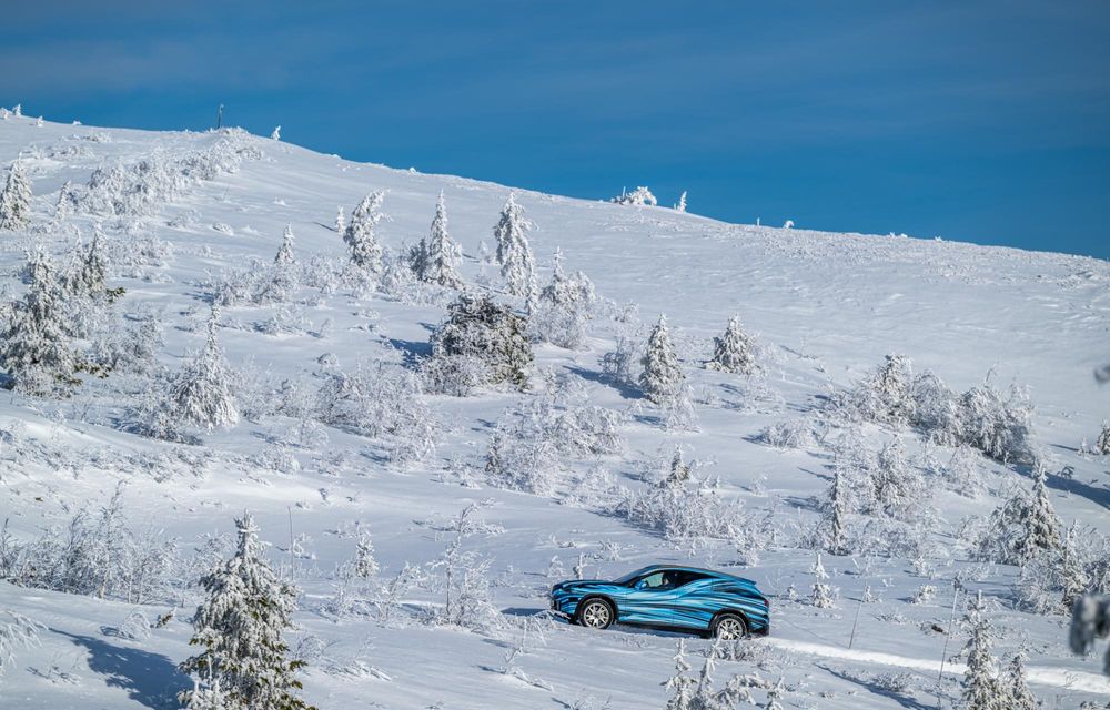 Mercedes-Benz: Primele imagini cu prototipurile viitorului GLC electric - Poza 7