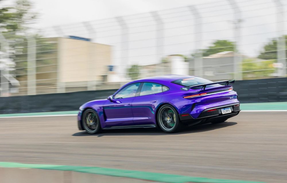 Porsche Taycan Turbo GT continuă să bată recorduri: cea mai rapidă mașină de serie la Interlagos - Poza 3