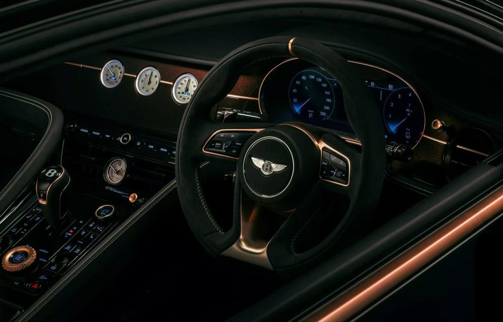 Bentley Black Rose Batur: ediție unică din elemente de aur roz solid imprimat 3D - Poza 6