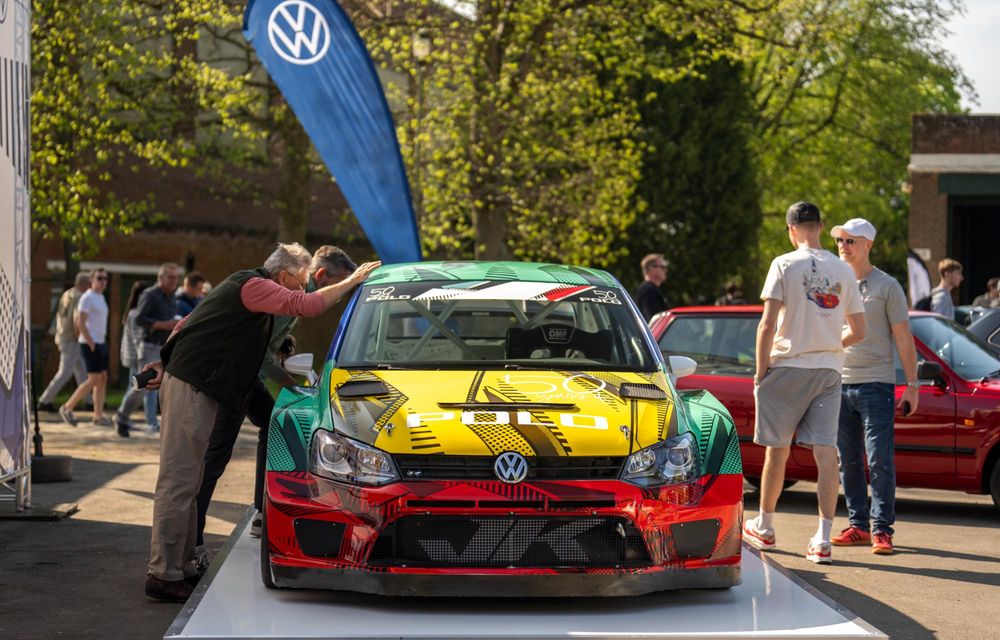Volkswagen Polo: grafică specială care marchează 50 de ani de la debut - Poza 2