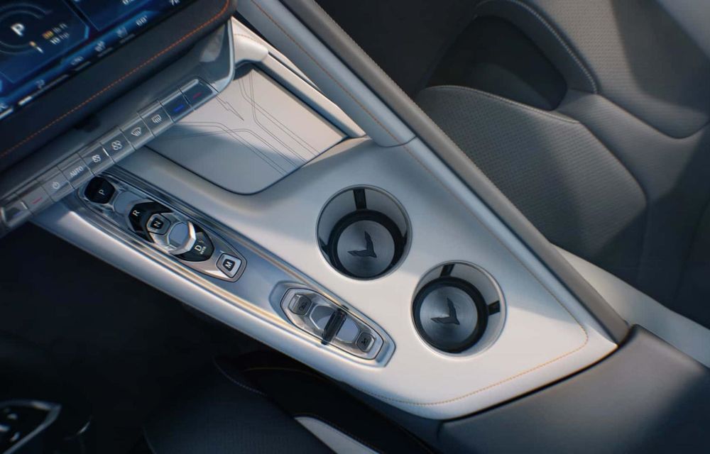 Noutăți pentru Chevrolet Corvette: interior nou, cu butoane reașezate și ecrane mai mari - Poza 6