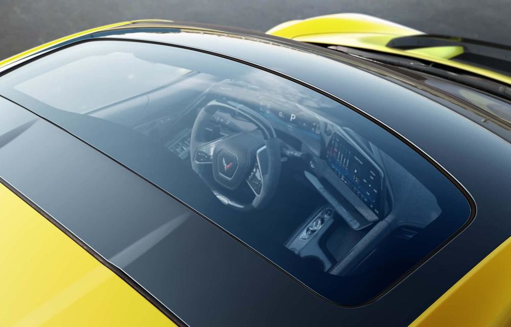 Noutăți pentru Chevrolet Corvette: interior nou, cu butoane reașezate și ecrane mai mari - Poza 8