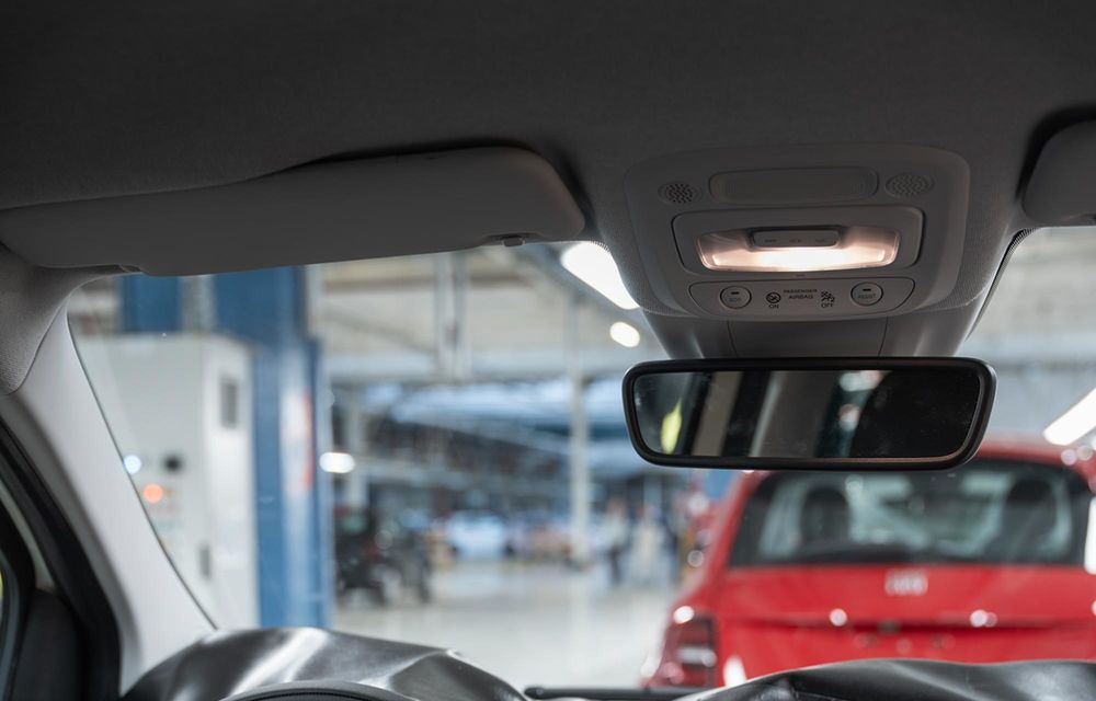 Primele imagini cu noul Fiat 500 Ibrida: debutul producției, la finalul lui 2025 - Poza 10