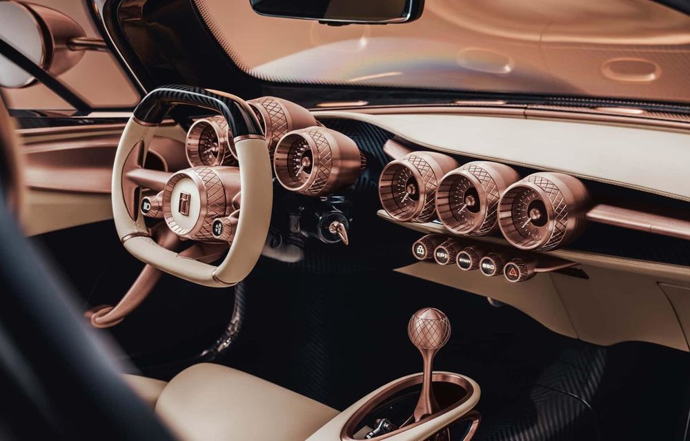 Italienii prezintă noul De Tomaso P72 de serie. Livrările încep după 6 ani de așteptare - Poza 7