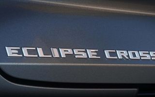 Primele imagini cu viitorul Mitsubishi Eclipse Cross electric