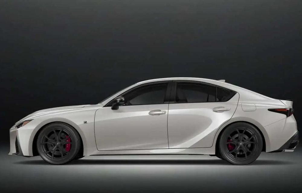 Lexus IS500 Ultimate Edition, ediție limitată la 500 de unități pentru America - Poza 1