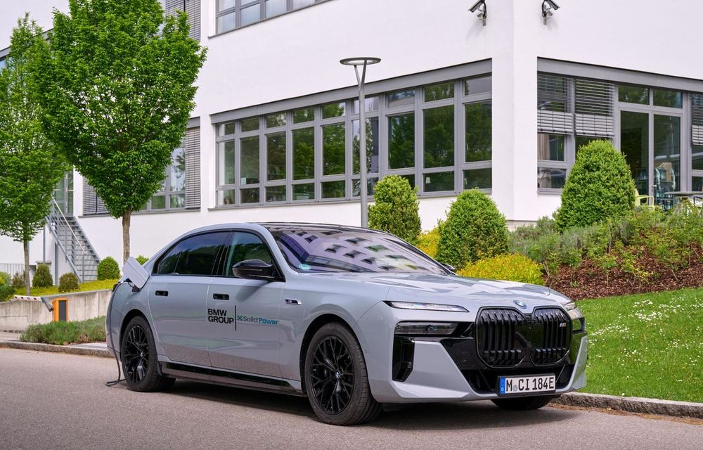 BMW a început să testeze baterii în stare solidă cu modelul i7 - Poza 1