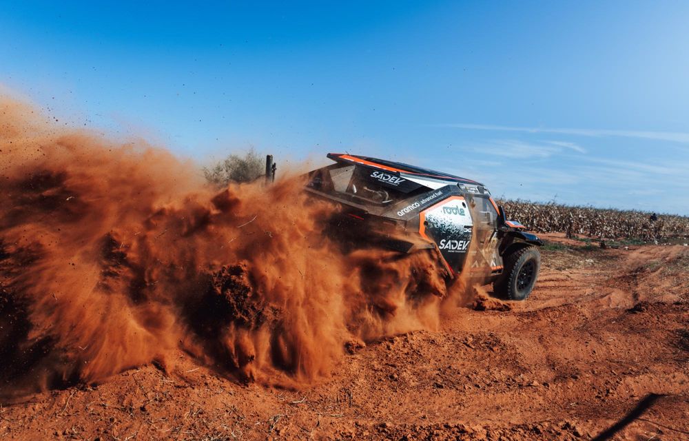 Dacia Sandriders la Raliul Safari Africa de Sud: Sebastien Loeb, pe locul 3 după prima probă - Poza 2