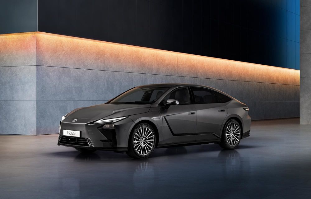 Cu ochii pe Mercedes-Benz, BMW și Audi: noul Lexus ES a debutat în Europa - Poza 10