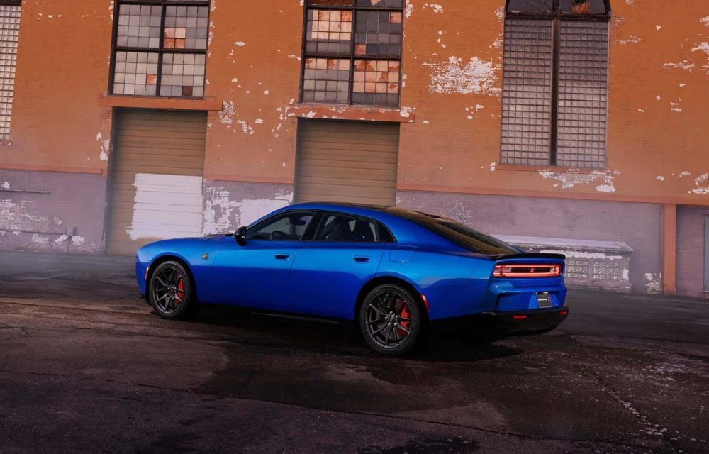 Noul Dodge Charger, acum și în variantă Sedan: motor electric de 670 CP - Poza 12
