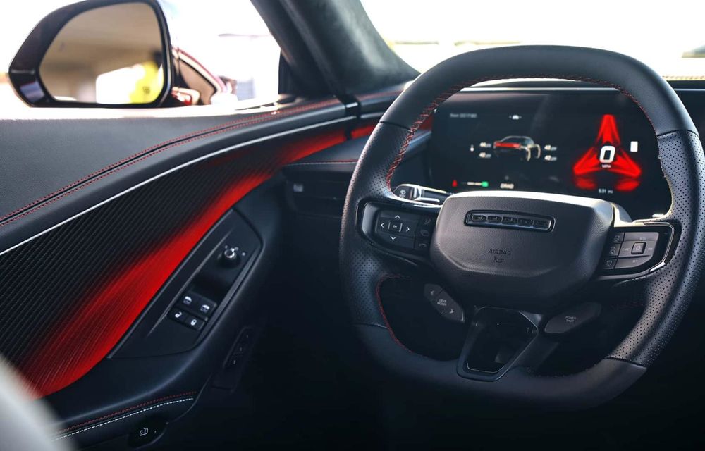 Noul Dodge Charger, acum și în variantă Sedan: motor electric de 670 CP - Poza 18