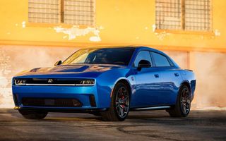 Noul Dodge Charger, acum și în variantă Sedan: motor electric de 670 CP