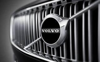 Mașinile Volvo vor fi primele care vor beneficia de asistentul AI Google Gemini