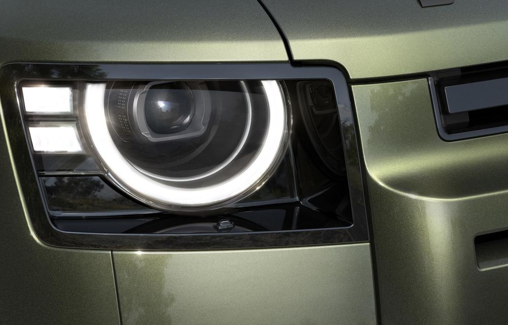 Un nou facelift pentru Land Rover Defender: display central mai mare și culori exterioare noi - Poza 14