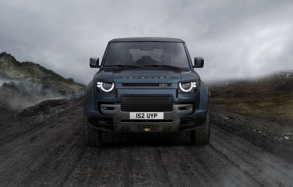 Un nou facelift pentru Land Rover Defender: display central mai mare și culori exterioare noi - Poza 2