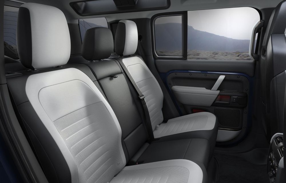 Un nou facelift pentru Land Rover Defender: display central mai mare și culori exterioare noi - Poza 8