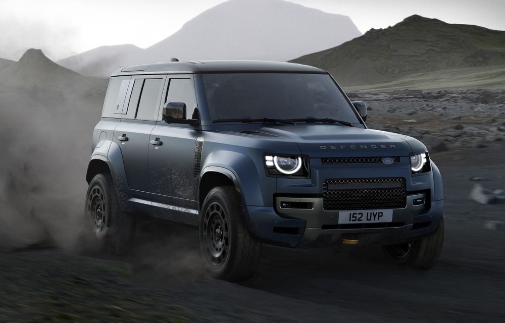 Un nou facelift pentru Land Rover Defender: display central mai mare și culori exterioare noi - Poza 1