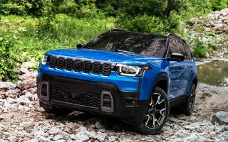 Jeep Cherokee se întoarce după o pauză de 2 ani: primele imagini cu noua generație