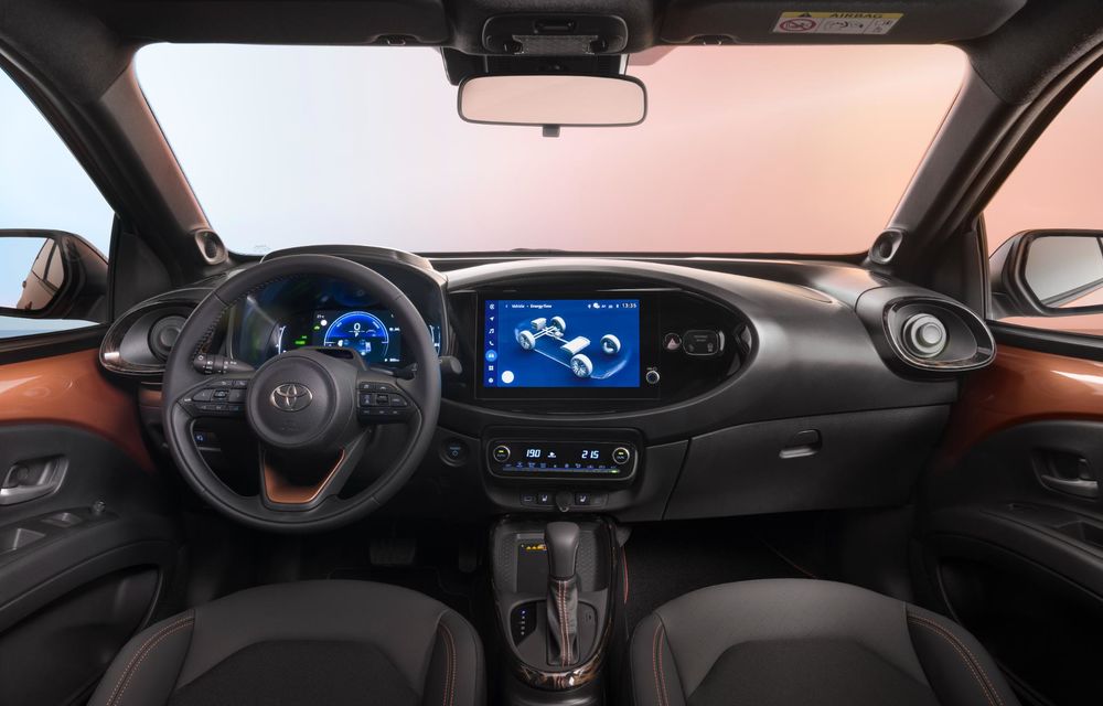 Noua Toyota Aygo X facelift: cel mai mic model hibrid al mărcii are 116 CP - Poza 13