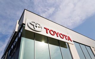 Toyota Motor cumpără integral Toyota Industries pentru 33 de miliarde de dolari