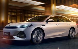 Noul Geely Galaxy A7, o berlină hibridă din China cu autonomie de 2100 kilometri