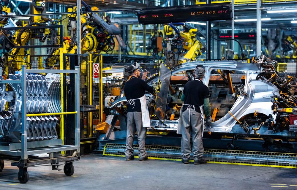 Producția auto din UK a ajuns la cel mai scăzut nivel din ultimii 70 de ani - Poza 2