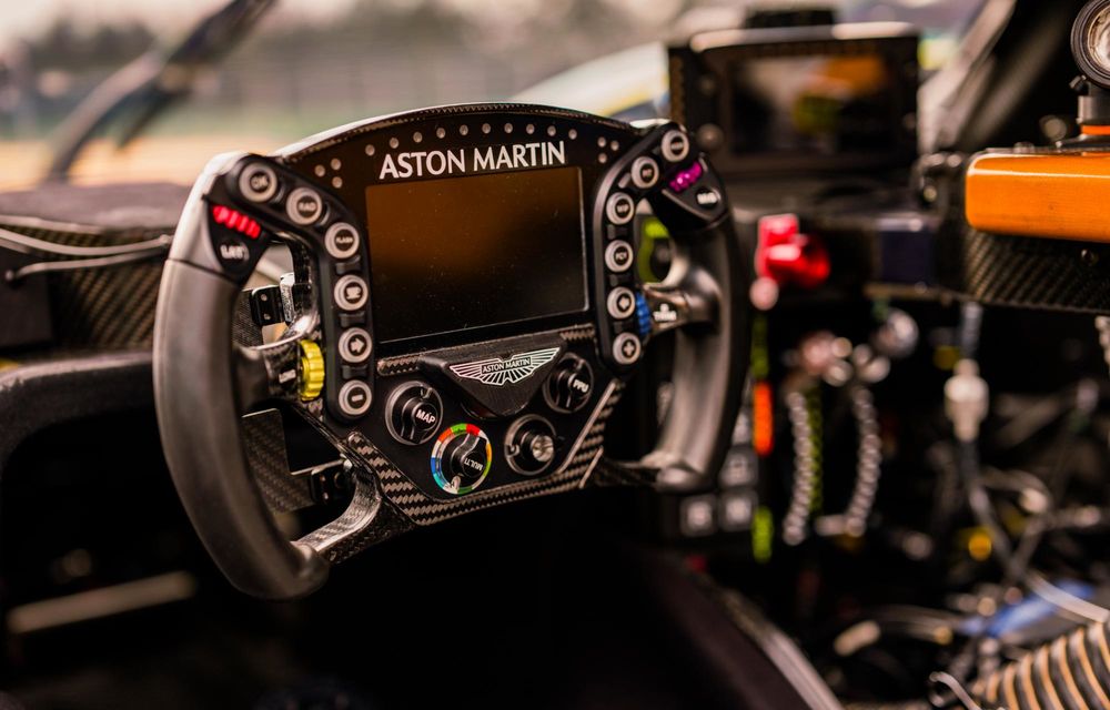 Noul Aston Martin Valkyrie LM: versiune pentru circuit limitată la 10 exemplare - Poza 13