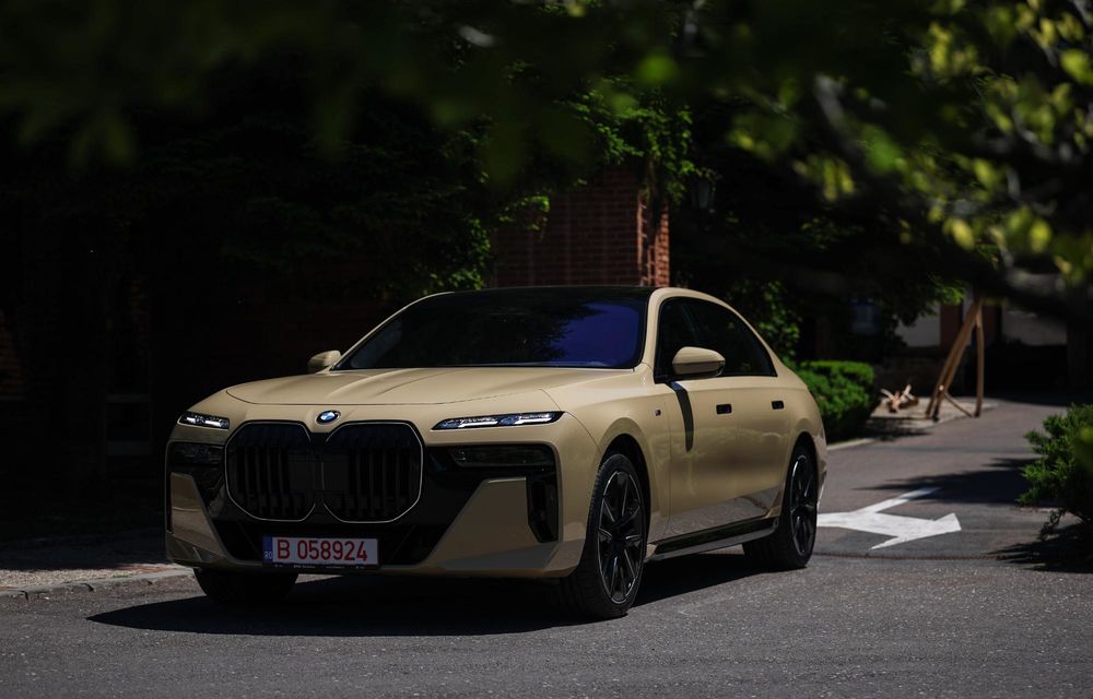 BMW Seria 7 primește o vopsea nouă pentru piața din România - Poza 2