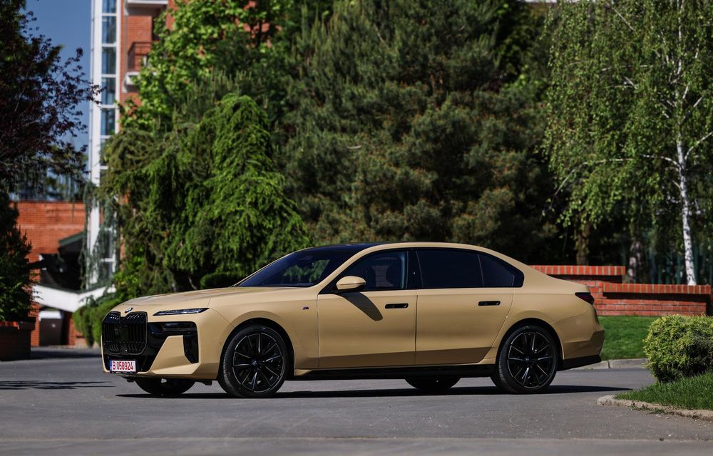 BMW Seria 7 primește o vopsea nouă pentru piața din România - Poza 4