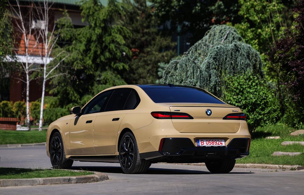 BMW Seria 7 primește o vopsea nouă pentru piața din România - Poza 8