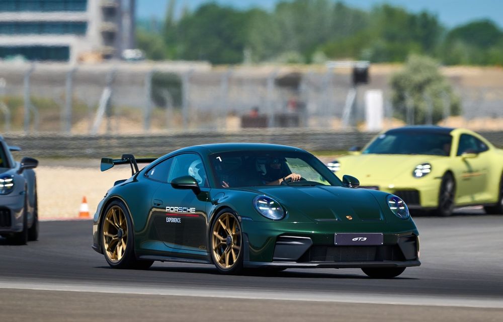 REPORTAJ: Adrenalină pe circuitul Balaton Park, alături de toată gama Porsche - Poza 1